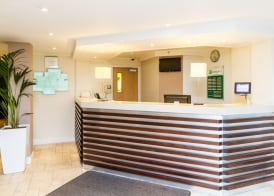 Holiday Inn LINCOLN by IHG 2