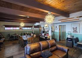 Cinnamon Bear Inn 2