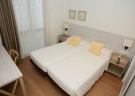 Hotel L'Escala Centre 4