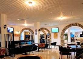Sveltos Hotel 4