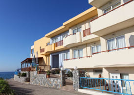 Danaos Beach Apartments 4