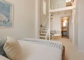 Hydra Hotel 4