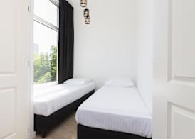 Rotterdam Inn 2