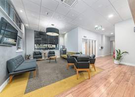 HQ Aparthotel Farnborough 2