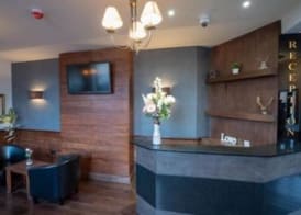 Eagle Hotel Luton Airport 4