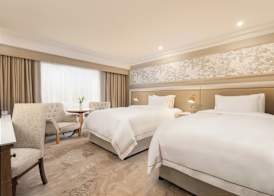 Brooks Hotel 5
