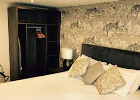 Slaters Country Inn 5