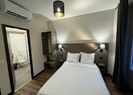 HÔTEL ROYAL MONTREUIL 5