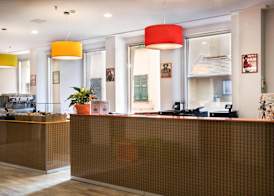 Sure Hotel by Best Western Nologo 3
