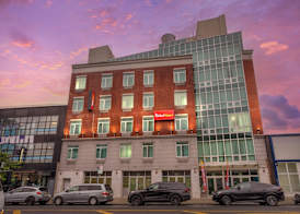 Red Roof PLUS+ Brooklyn - Flatbush Ave 4