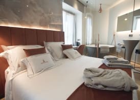 Tritone Luxury Suites Fontana di Trevi 5