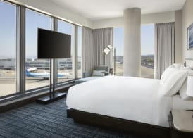 Grand Hyatt at SFO 5