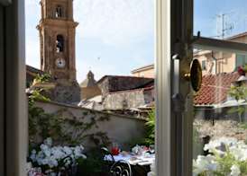 La Terrazza di Vico Olivi B&B 5