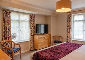 Avon Causeway Hotel 3