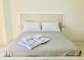 Tiffany & Mayfair Lifestyle Suites by Babylon Stay 5