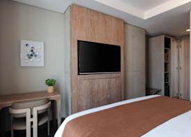 OZ Hotel Collection 5