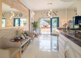 Pyrgos Beach Hotel Apartments 2