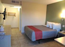 RED CARPET INN LOUISVILLE NORTH -Jeffersonville In 5