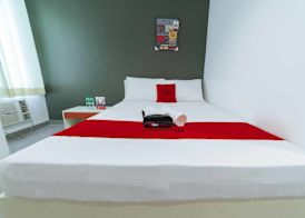 RedDoorz Plus @ Roxas Street Davao 5