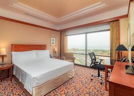 Holiday Inn KUWAIT SALMIYA by IHG 5
