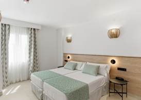 Aquasol Aparthotel 5