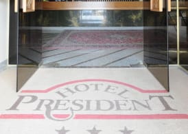 Hotel President 3