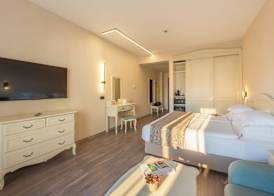 AquaClub GRIFID Hotel Bolero - Ultra All Inclusive & Private Beach 4