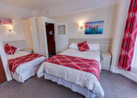 The Sportsview Guest House 4
