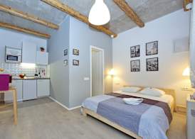 Guverna New City Accommodation 4