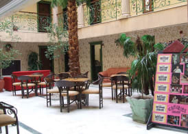 MAXWELL HOLIDAY CLUB 4