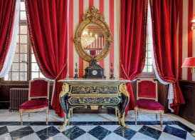 Le Petit Château de Barbizon au Bois du Mée 5