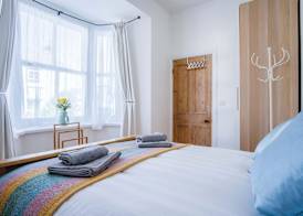 Sea Glass - 2 Bedroom Apartment - Manorbier 5