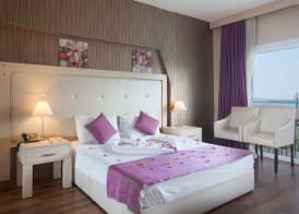 Manolya Hotel 5