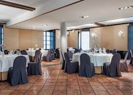 AC Hotel Ciudad de Tudela by Marriott 2