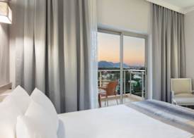 Grand Ring Hotel 3