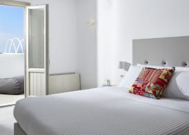 Aperanto Suites 4