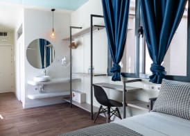 Hostal Charlotte-Gran Vía 4