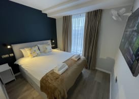 Smart Hyde Park View 5