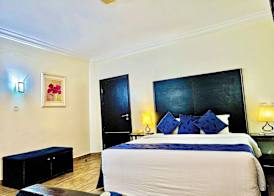 Reiz Continental Hotel, Abuja 4