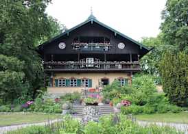 Villa Zollhaus Bed & Breakfast 4
