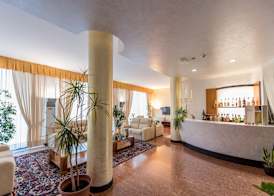 Hotel Krystal 4