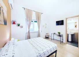 Rome To You- The Place to be&B 4