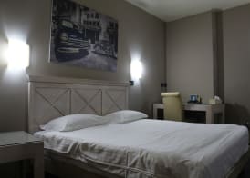 Hotel Garibaldi 3