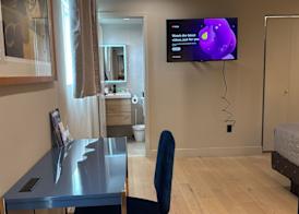 Modern Townhomes Minutes from Downtown LA 3