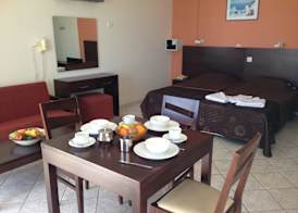 Kefalonitis Hotel Apartments 3