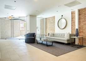 Baltimore Place 2