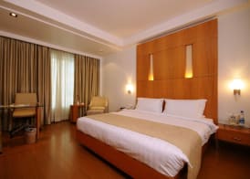Ramada by Wyndham Jaipur 5
