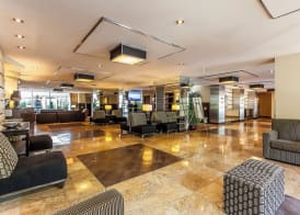 Le Nouvel Hotel 3