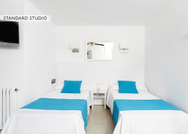 Aparthotel Nereida 4