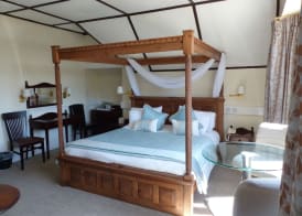 Farnham House Hotel 5